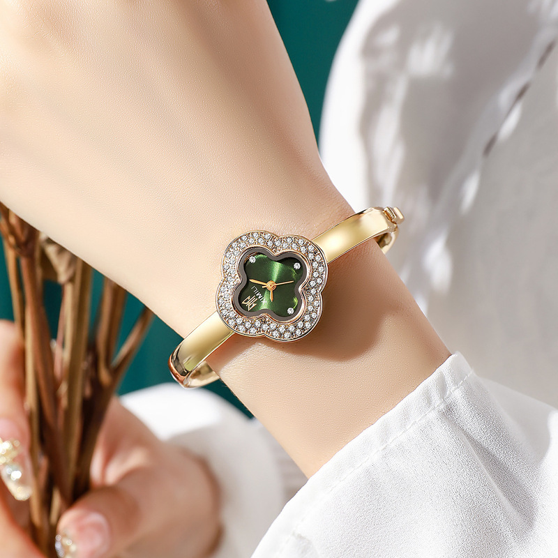 Relógio de Pulso Feminino de L - Luxury Watch Kids avaliação e preço