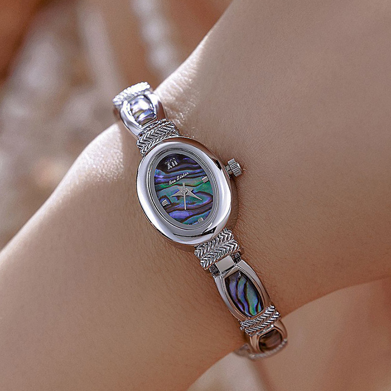 Relógio de pulso feminino com  - Quiet Luxury Watch avaliação e preço