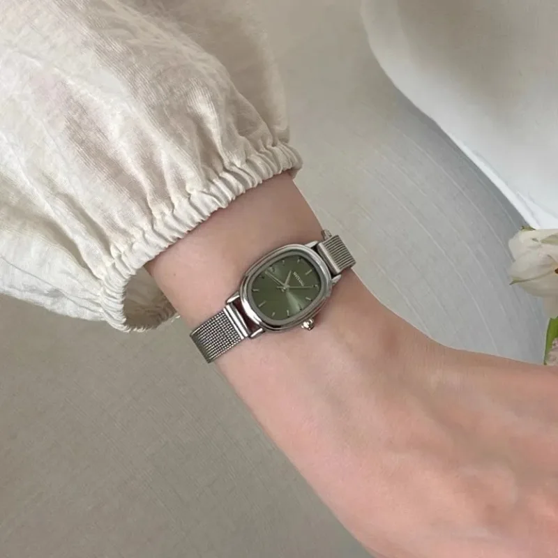 Pequeno mostrador oval relógio - Luxury Watch Gold avaliação e preço